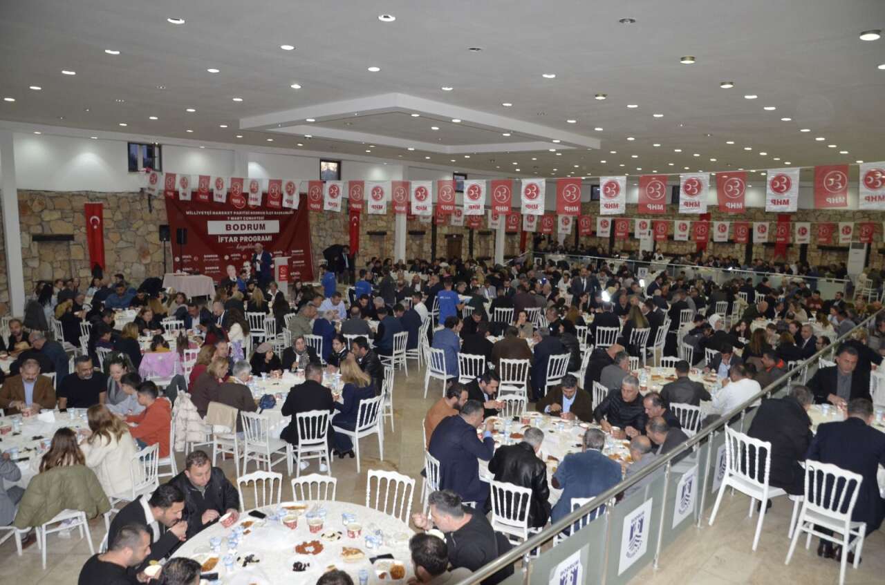 MHP Muğla Teşkilatı Bodrum’da İftar Sofrasında Buluştu 1